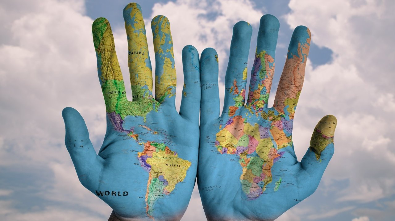 hands-600497_1920